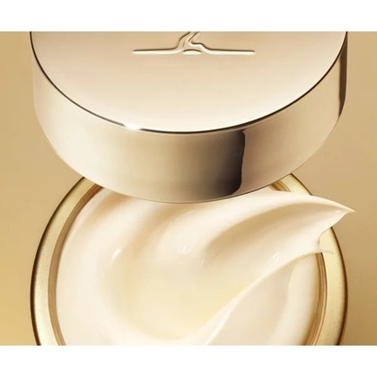 Zpevňující denní a noční kérm